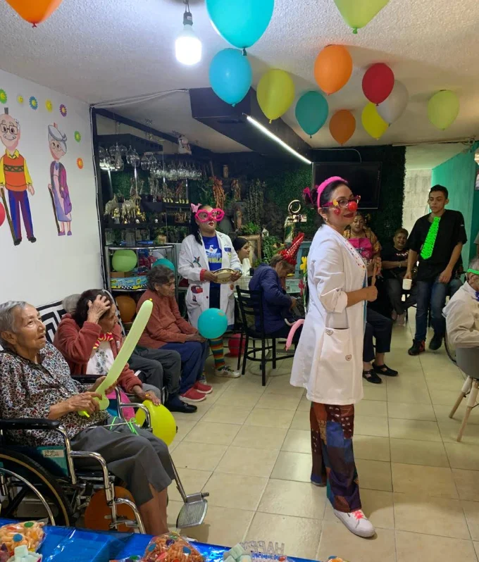 Espacios de convivencia y cuidado para adultos mayores
